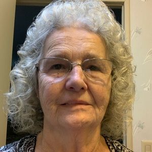 Meet your Posher, Peggy